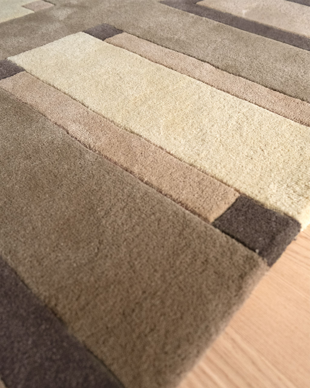 Détail du tapis de chambre Camille marron par Camille Techer