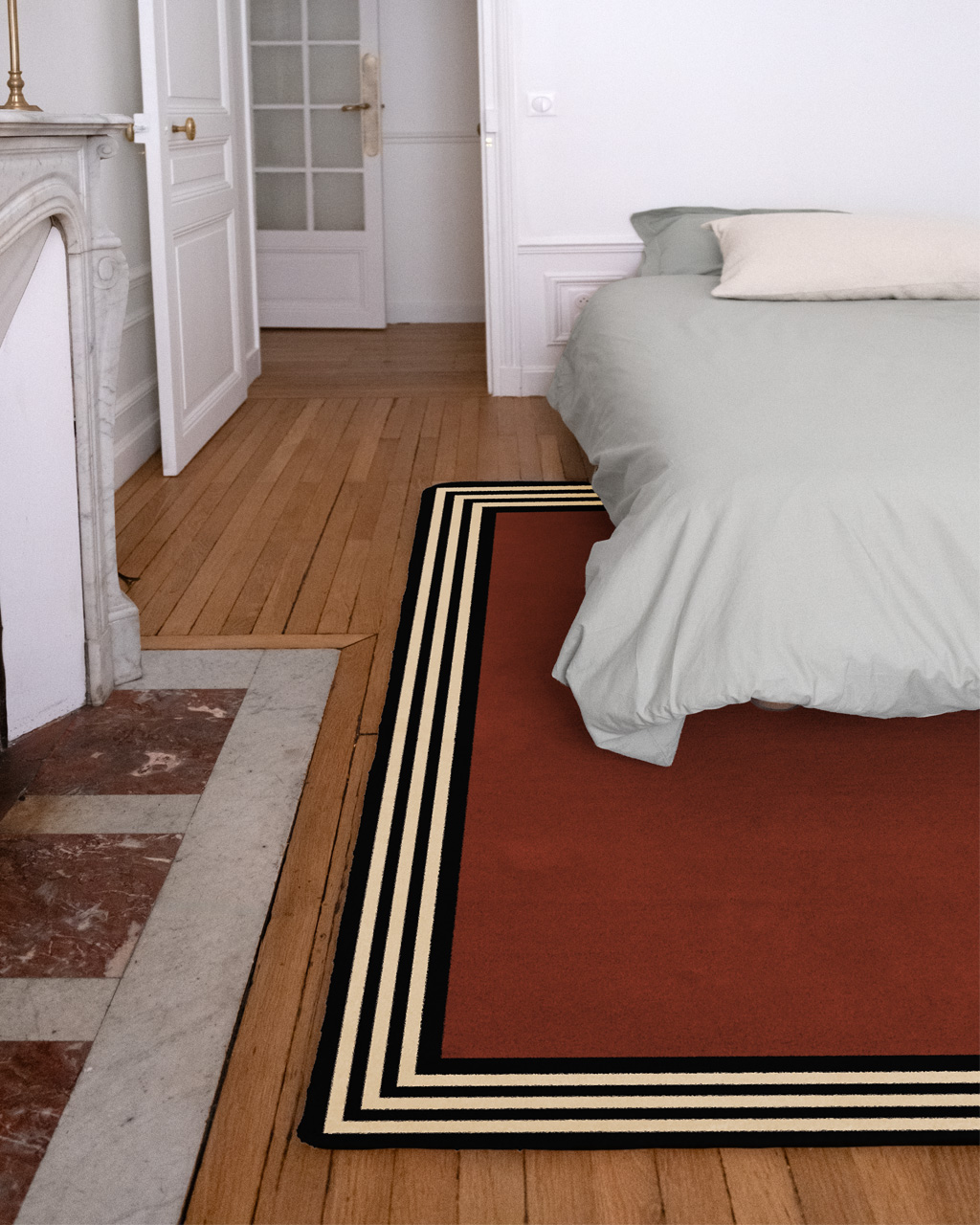 Tapis de chambre sur mesure Marie créé par Camille Techer, vue générale