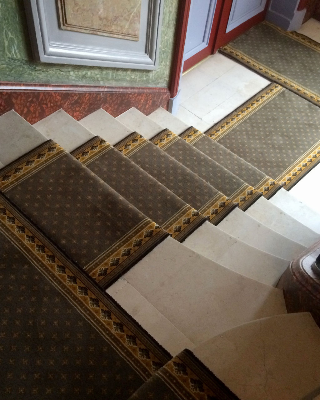 Tapis escalier modèle Lyre