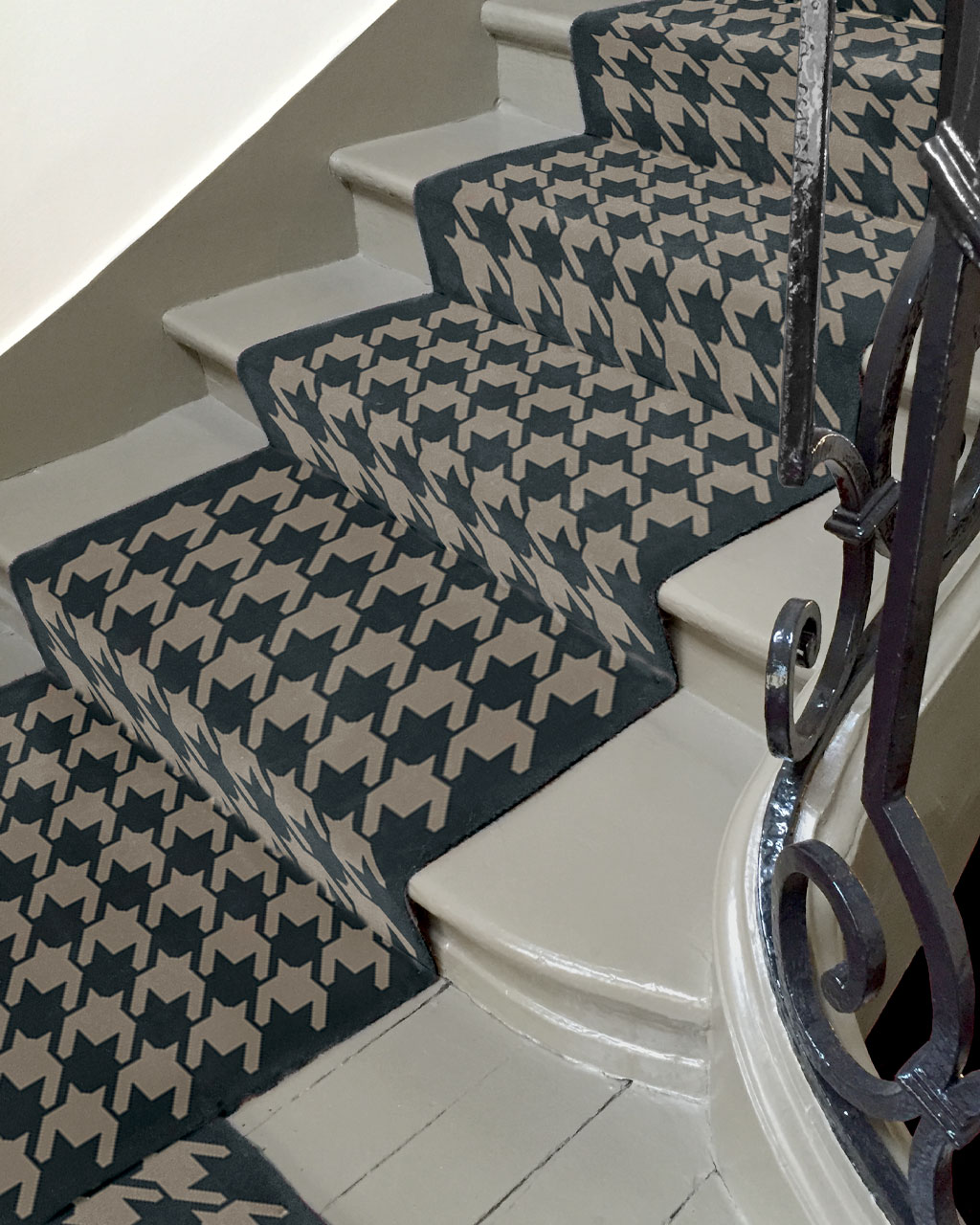 Tapis escalier pied-de-coq